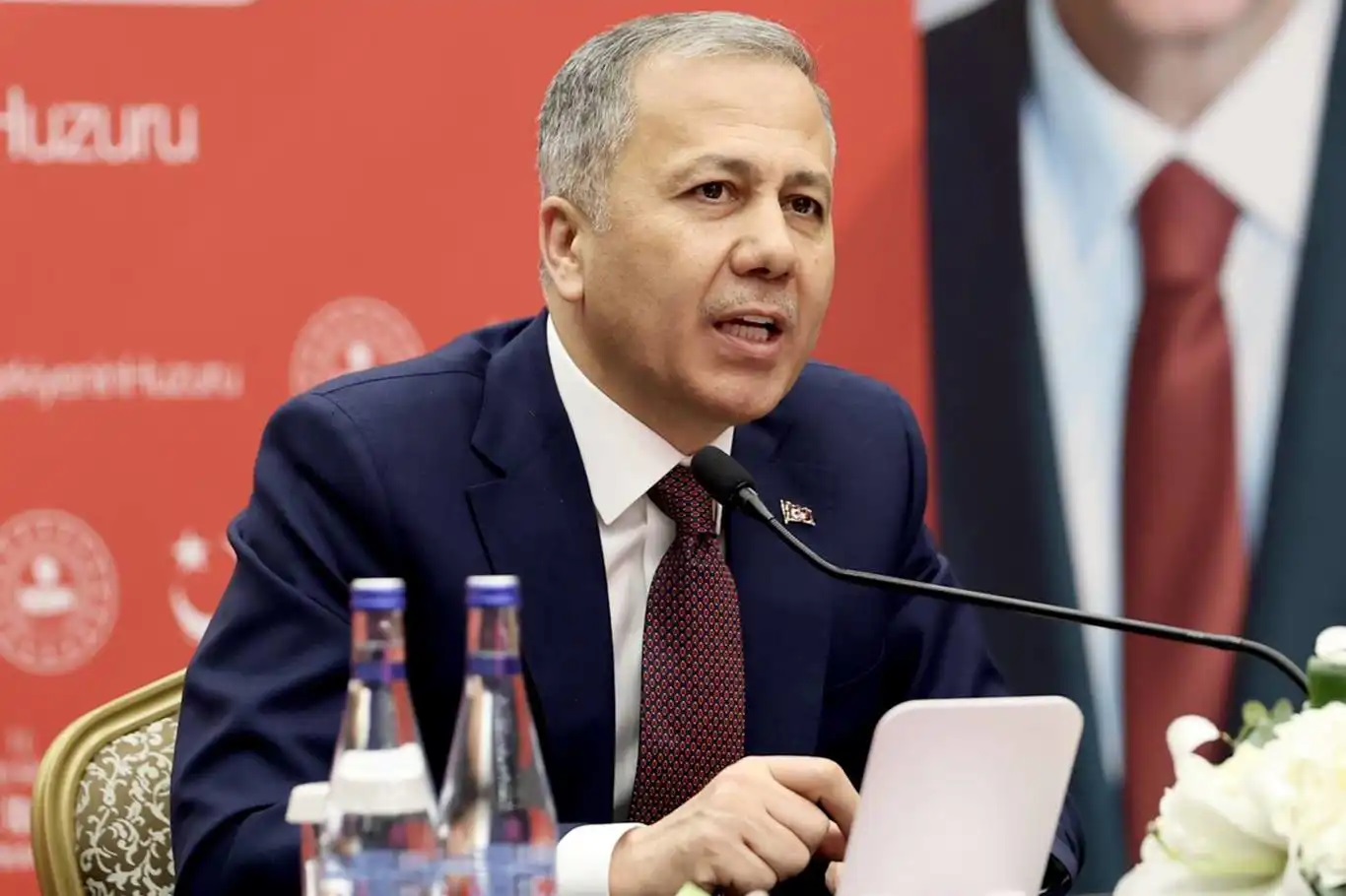 Bakan Yerlikaya: “Tüm Ekipler Sahada, Taramalar Başladı”