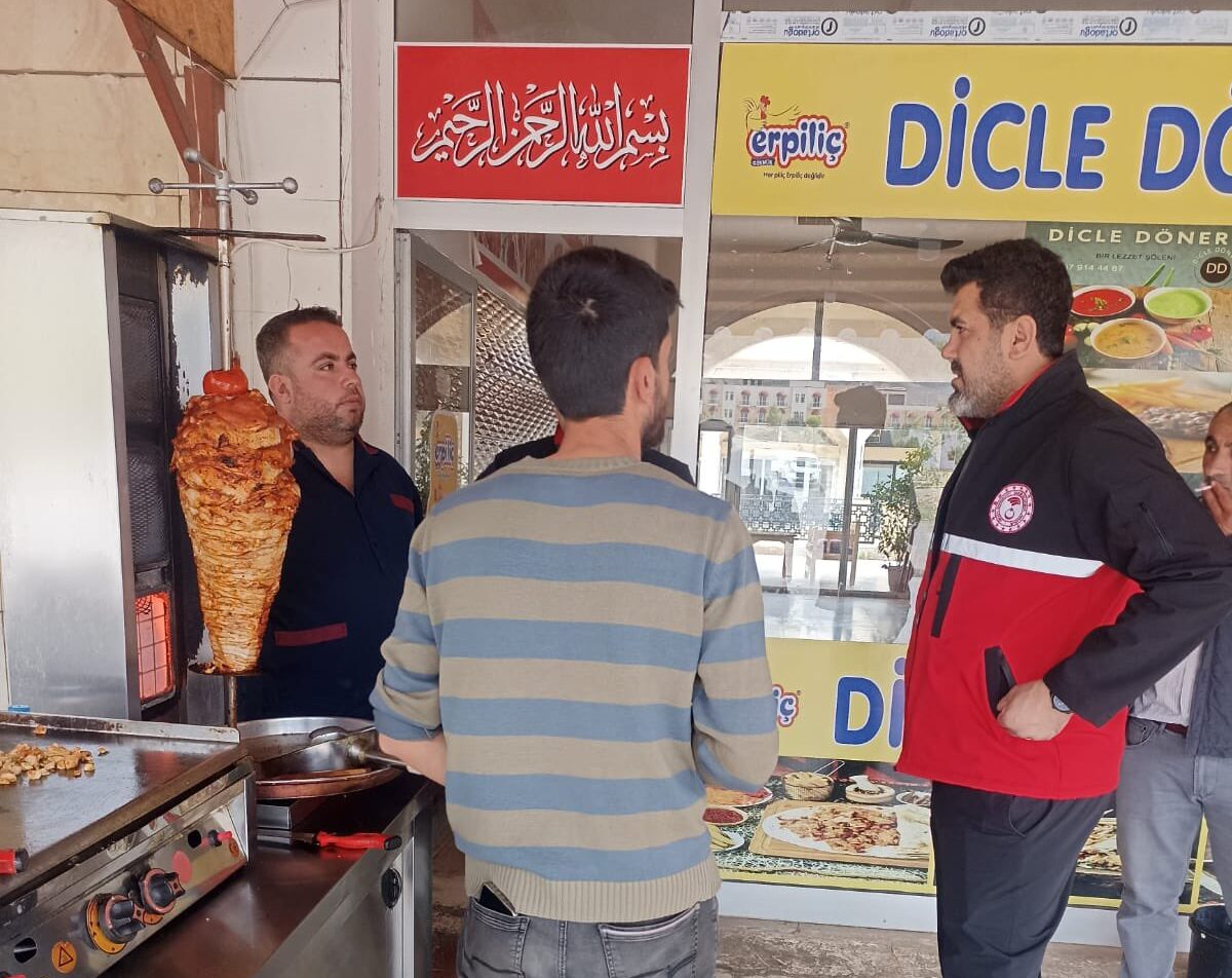 Hasankeyf’te Döner Satış Yerlerine Gıda Denetimi