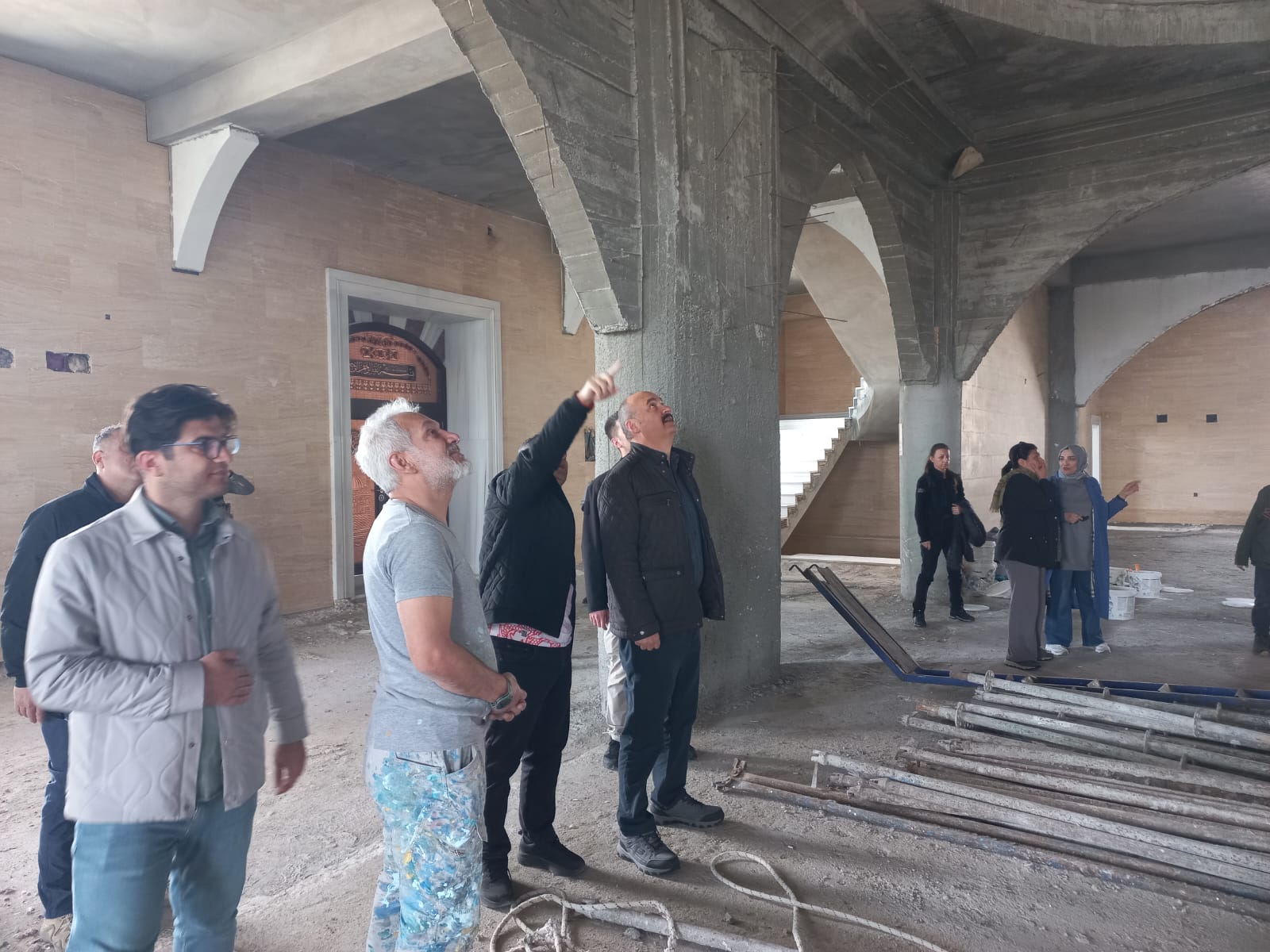 Vali Canalp ve Rektör Demir, Cami İnşaatını İnceledi