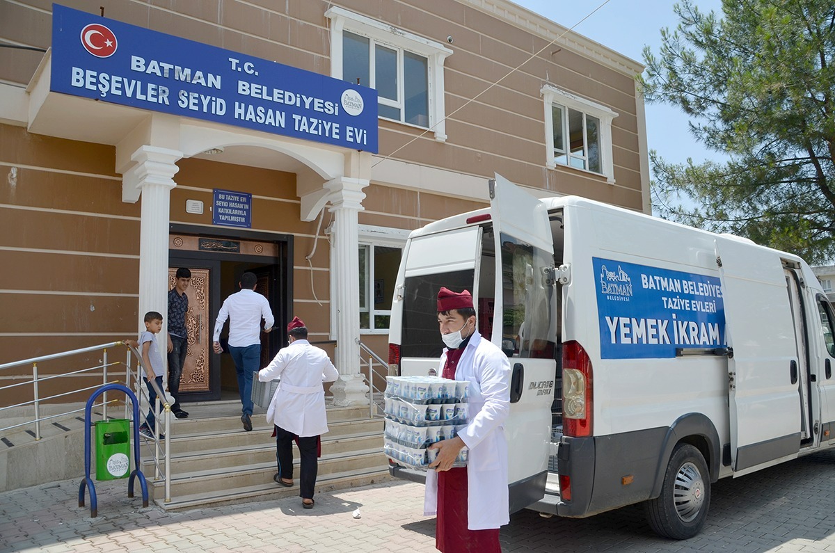 Batman Belediyesi 50 Taziyeevine Destek Vermeye Devam Ediyor