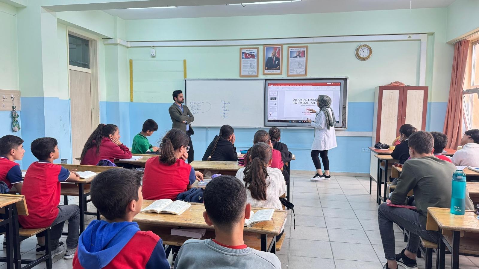 Hasankeyf’te Aşının Önemi Anlatıldı