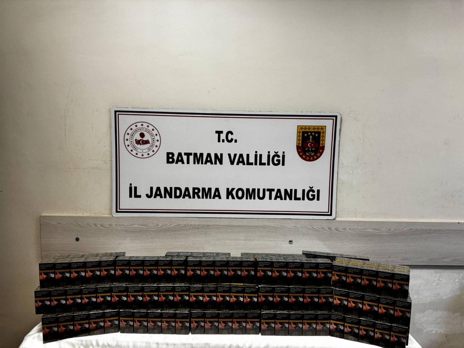 Hasankeyf’te Kaçak Sigara Operasyonu: 1219 Paket Ele Geçirildi