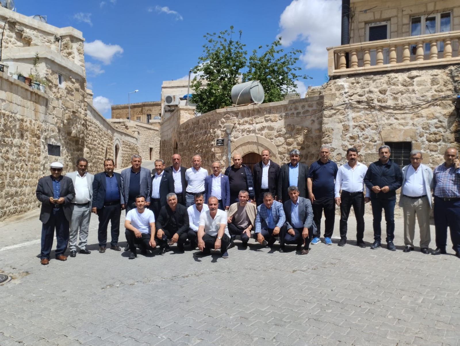 Muhtarlar Hasankeyf ve Midyat’ın Tarihi Mekânlarını Gezdi