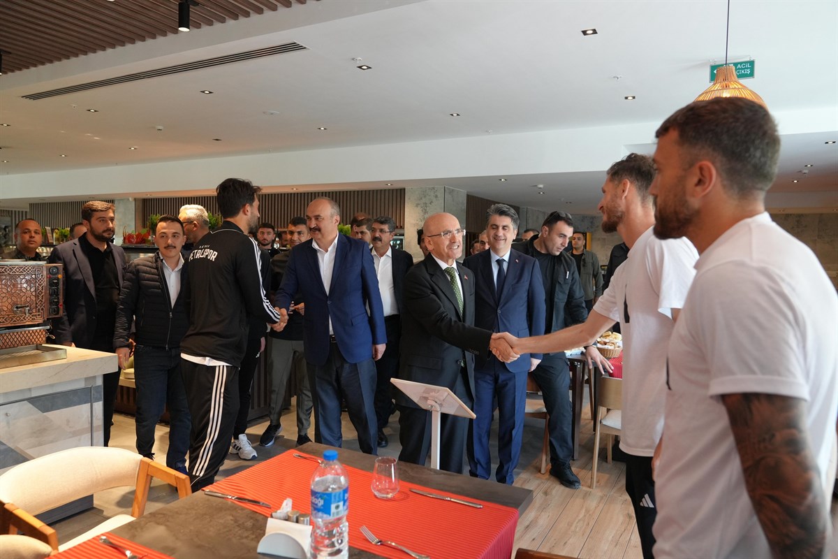 Petrolspor’a Play-Off Öncesi Destek Ziyareti