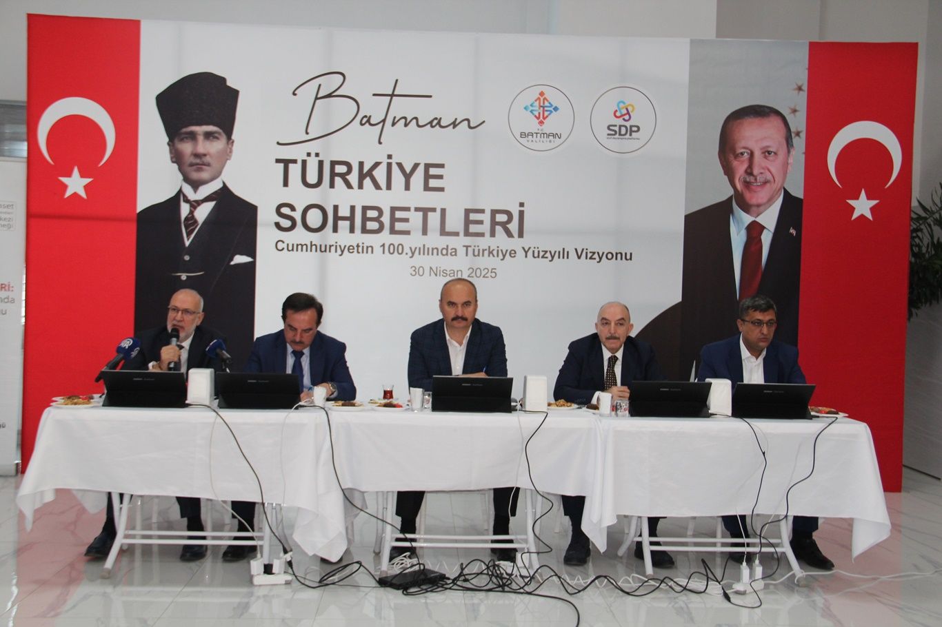 Türkiye Sohbetleri’nin Üçüncüsü Gerçekleştirildi