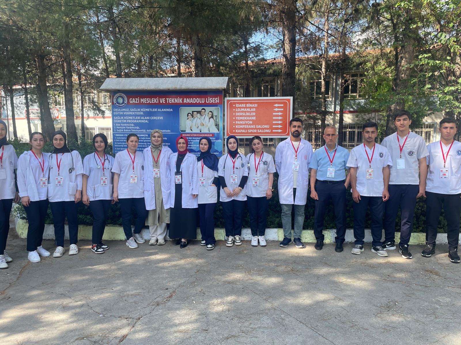 Batmanlı Öğrenciler Almanya’da Sağlık Alanında Staj Yapacak