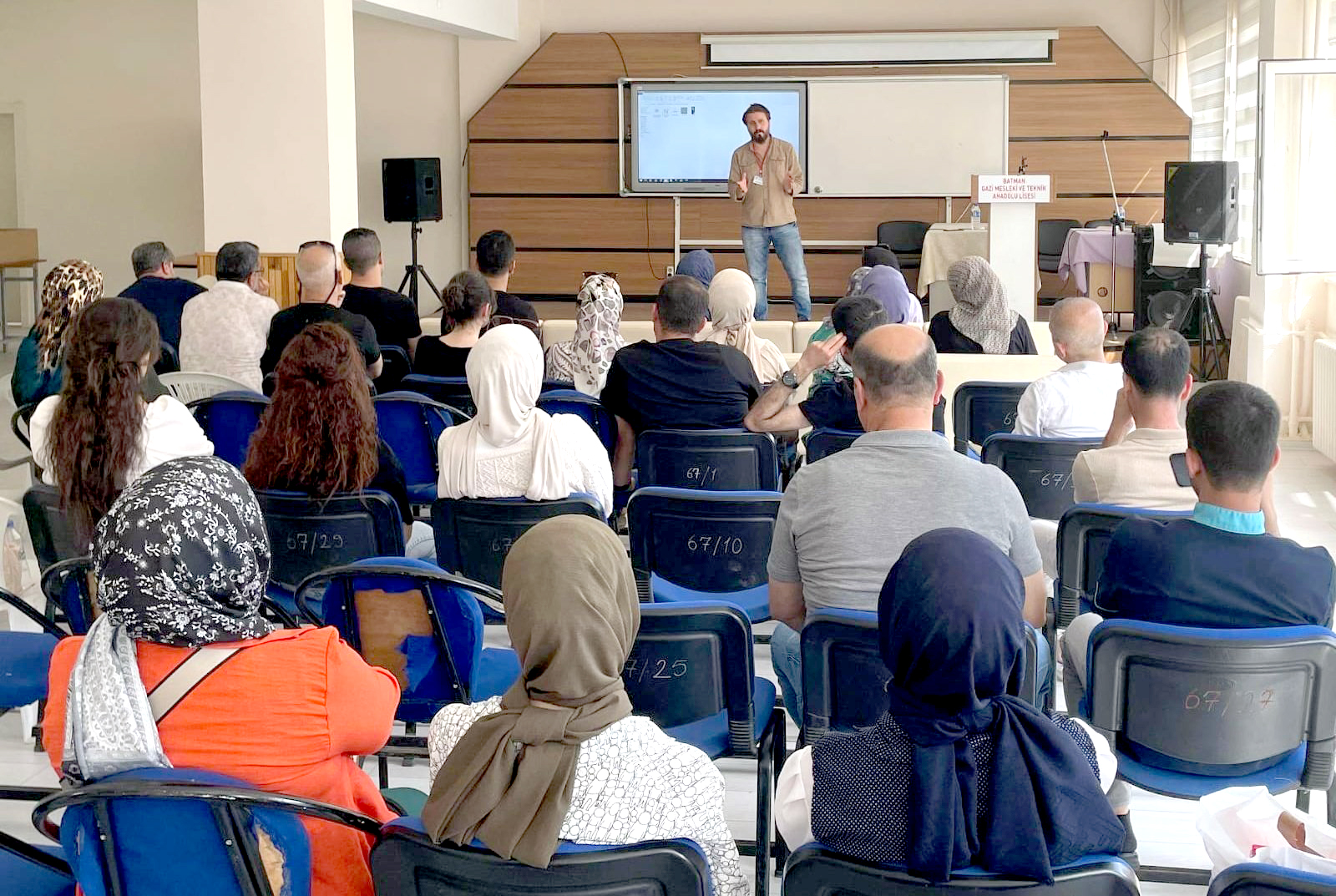 Öğretmen ve Personellere Çocuk Güvenliği Eğitimi