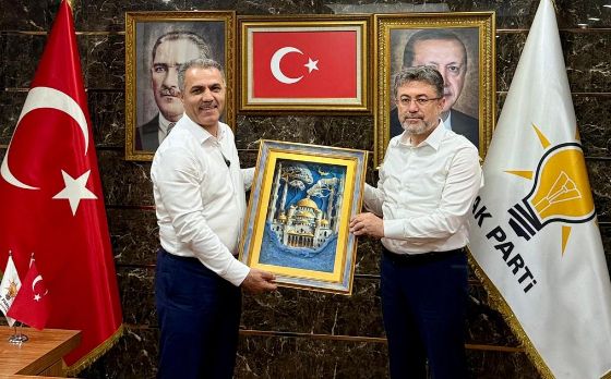 Bakan Yumaklı’dan AK Parti Batman İl Başkanlığı’na Ziyaret