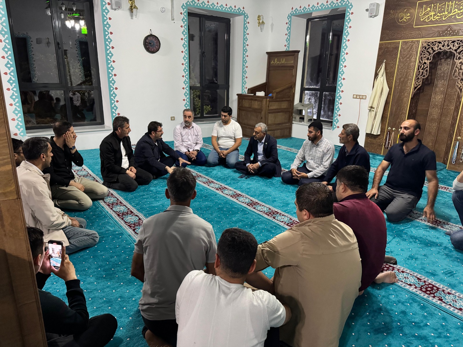 Başkan Şahin, Cigerlo TOKİ’de Halkla Buluştu