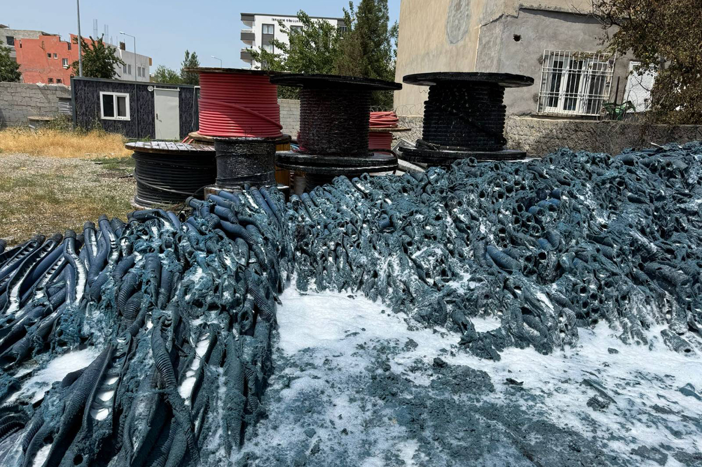 Batman’da Kablo Yangını Paniği