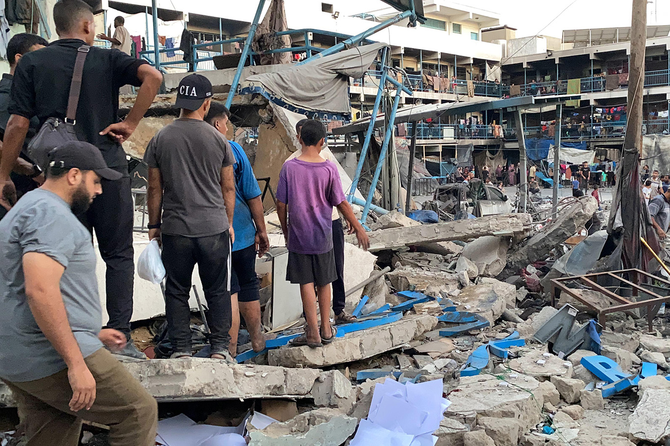 Gazze’de 16 Kişi Hayatını Kaybetti