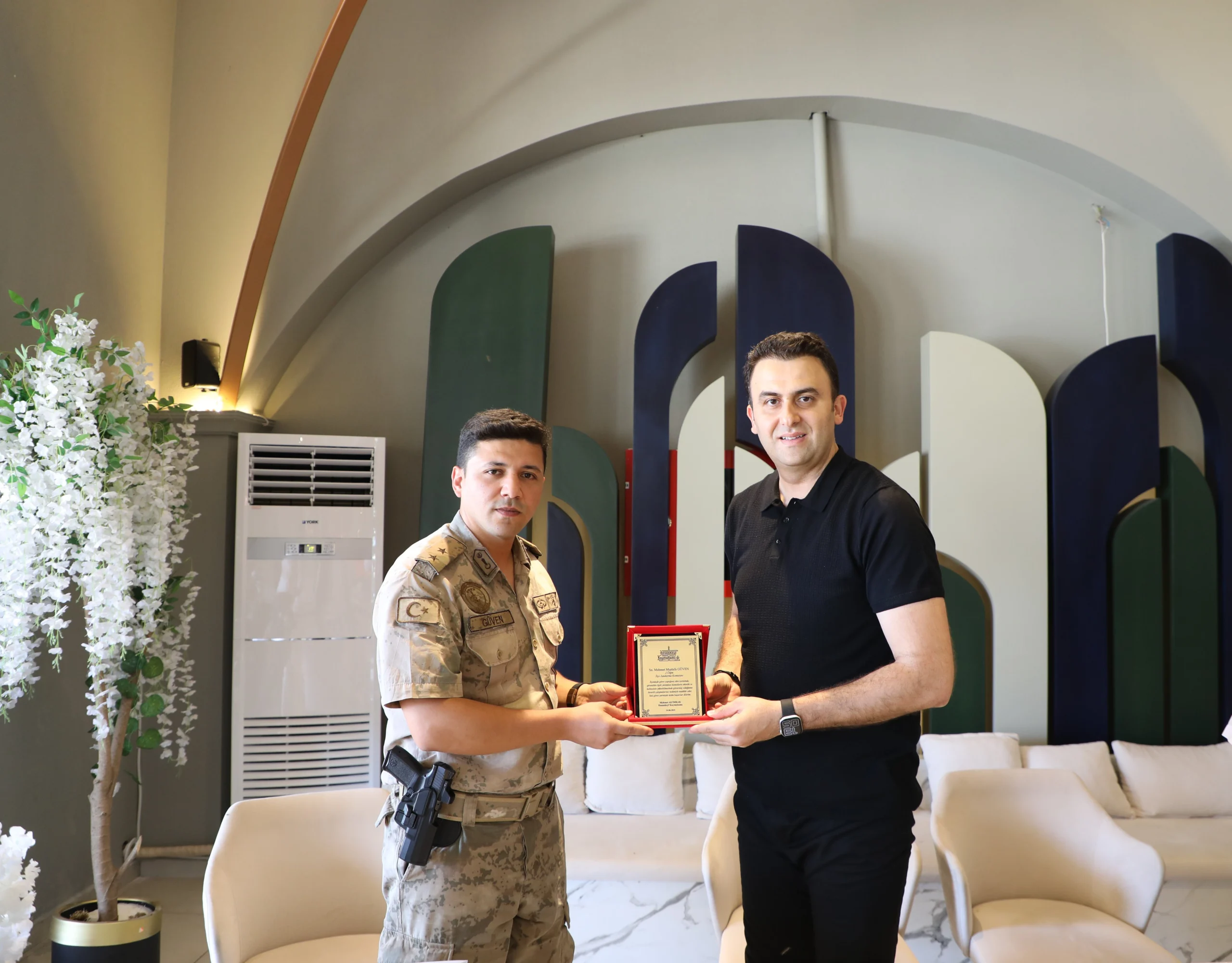 Jandarma Komutanına Veda Yemeği