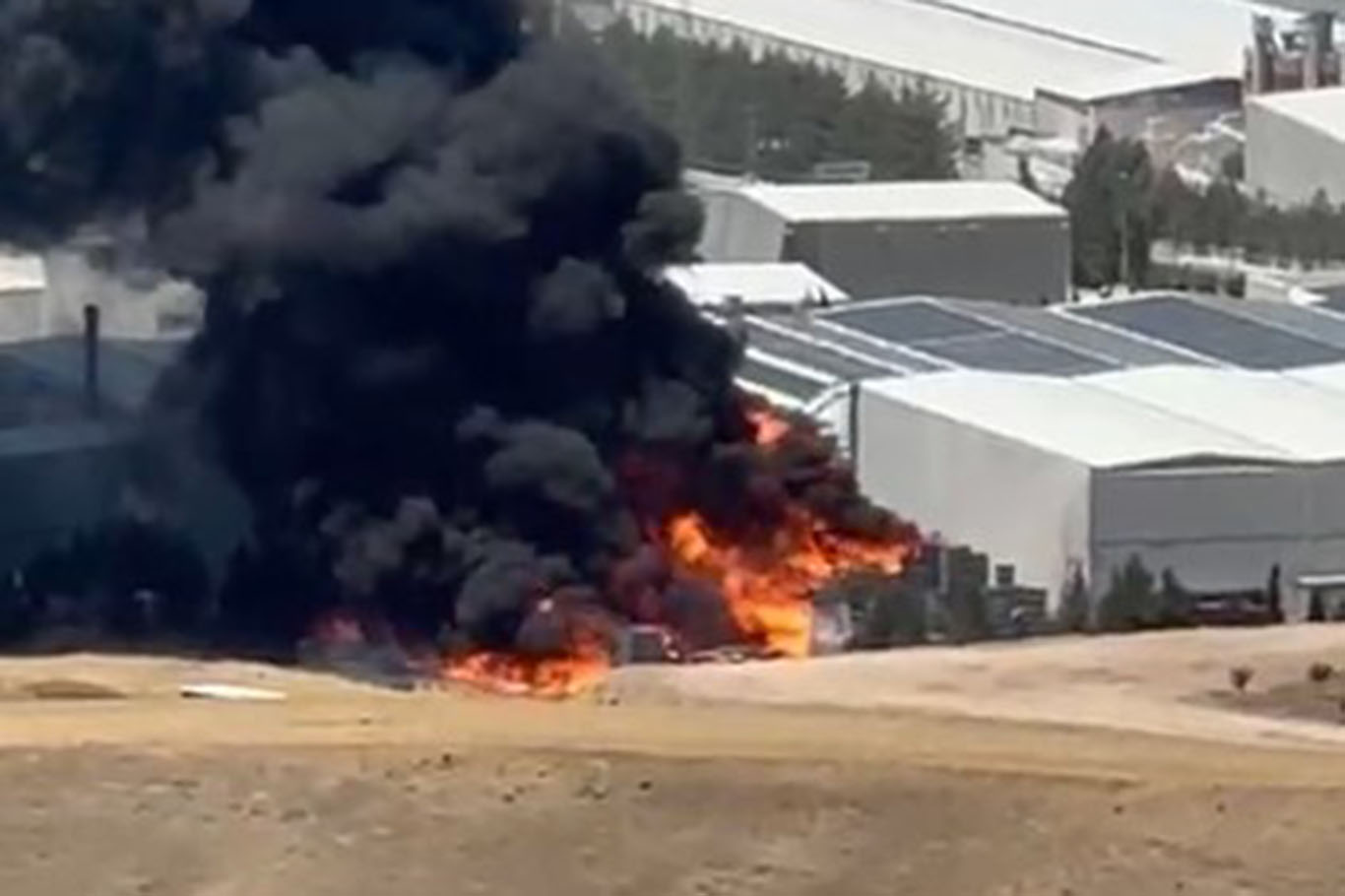 Meyve Suyu Fabrikasında Yangın