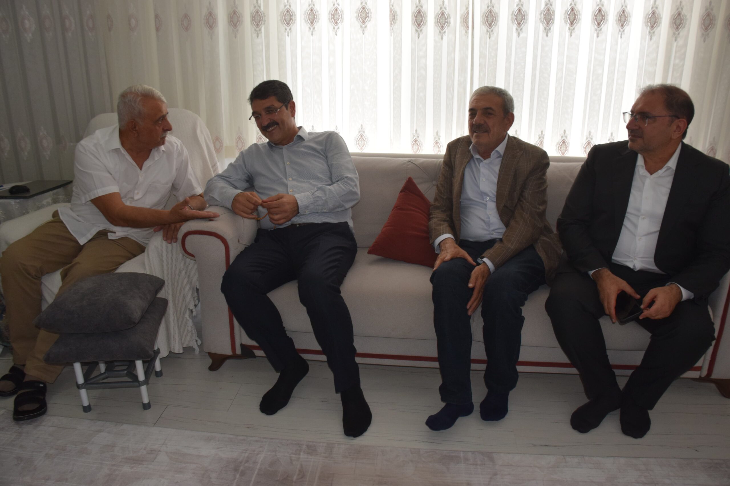 Nasıroğlu’ndan Demirdağ ve Kaya Ailelerine Bayram Ziyareti