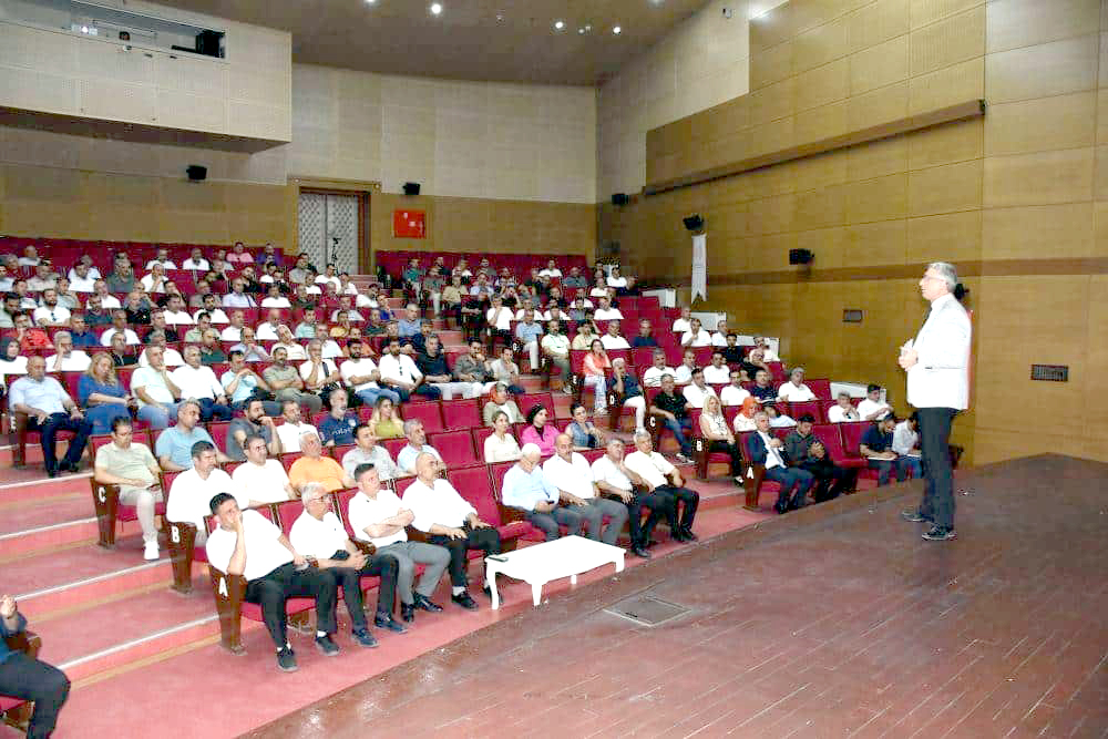 Okul Müdürleri Yıl Sonu Değerlendirme Toplantısında Buluştu