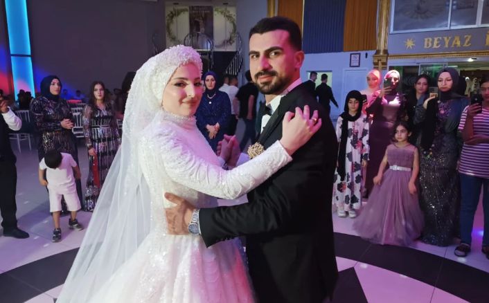 TUNÇ VE SEVİM AİLESİNİN MUTLU GÜNÜ