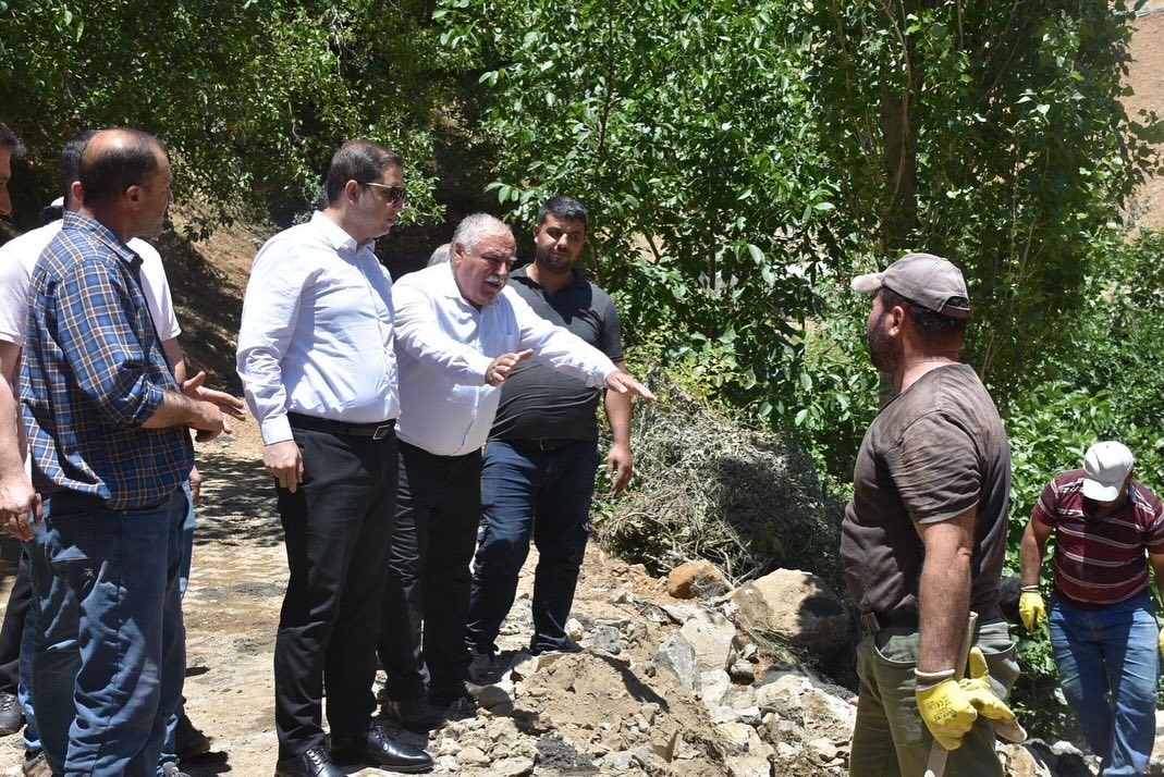 Topluca Köyü’nde İstinat Duvarı Çalışmaları Devam Ediyor