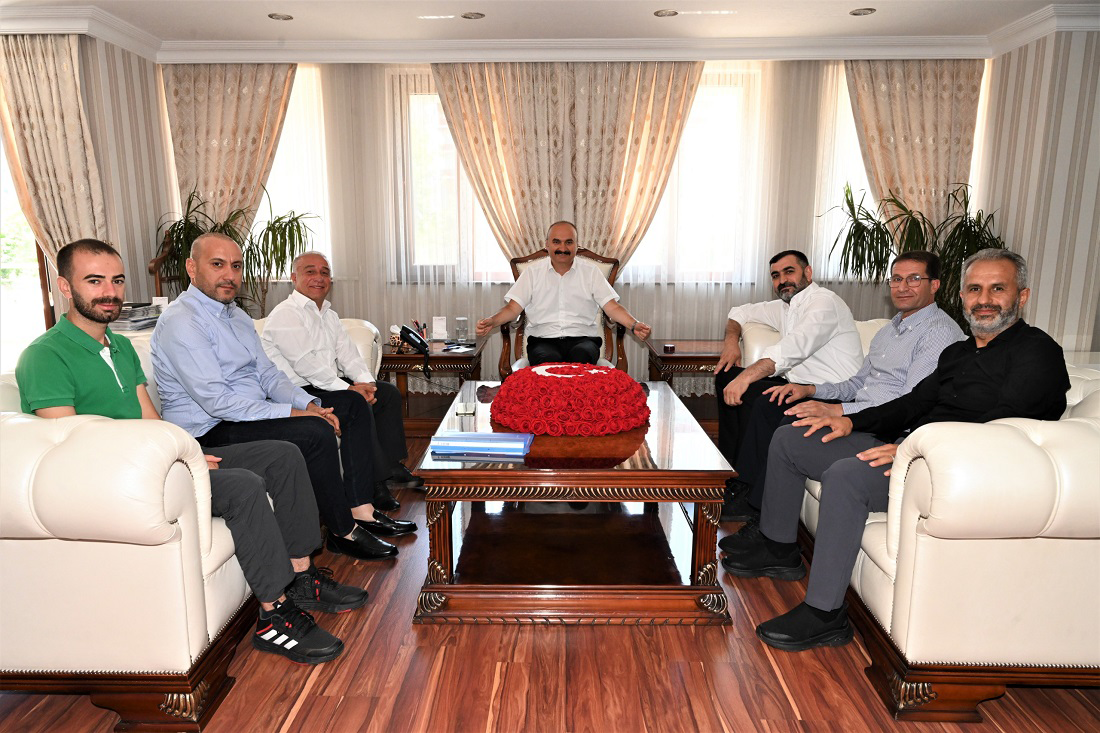 Vali Canalp, Besicilerle Kooperatifleşme Çalışmalarını Görüştü