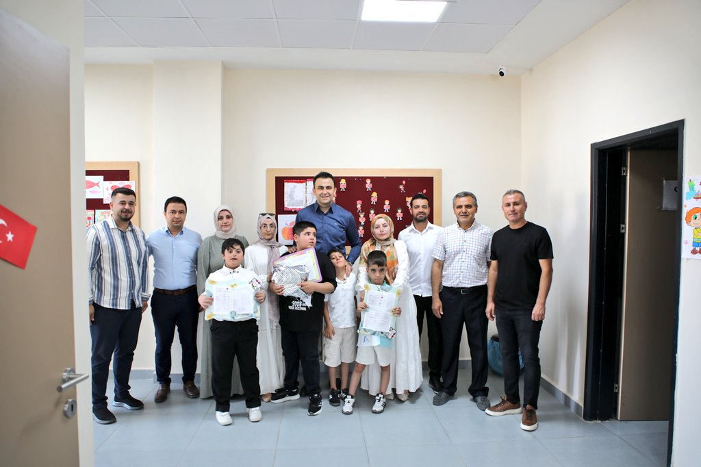 Kaymakam İmrak’tan Öğrencilere Karne Ziyareti