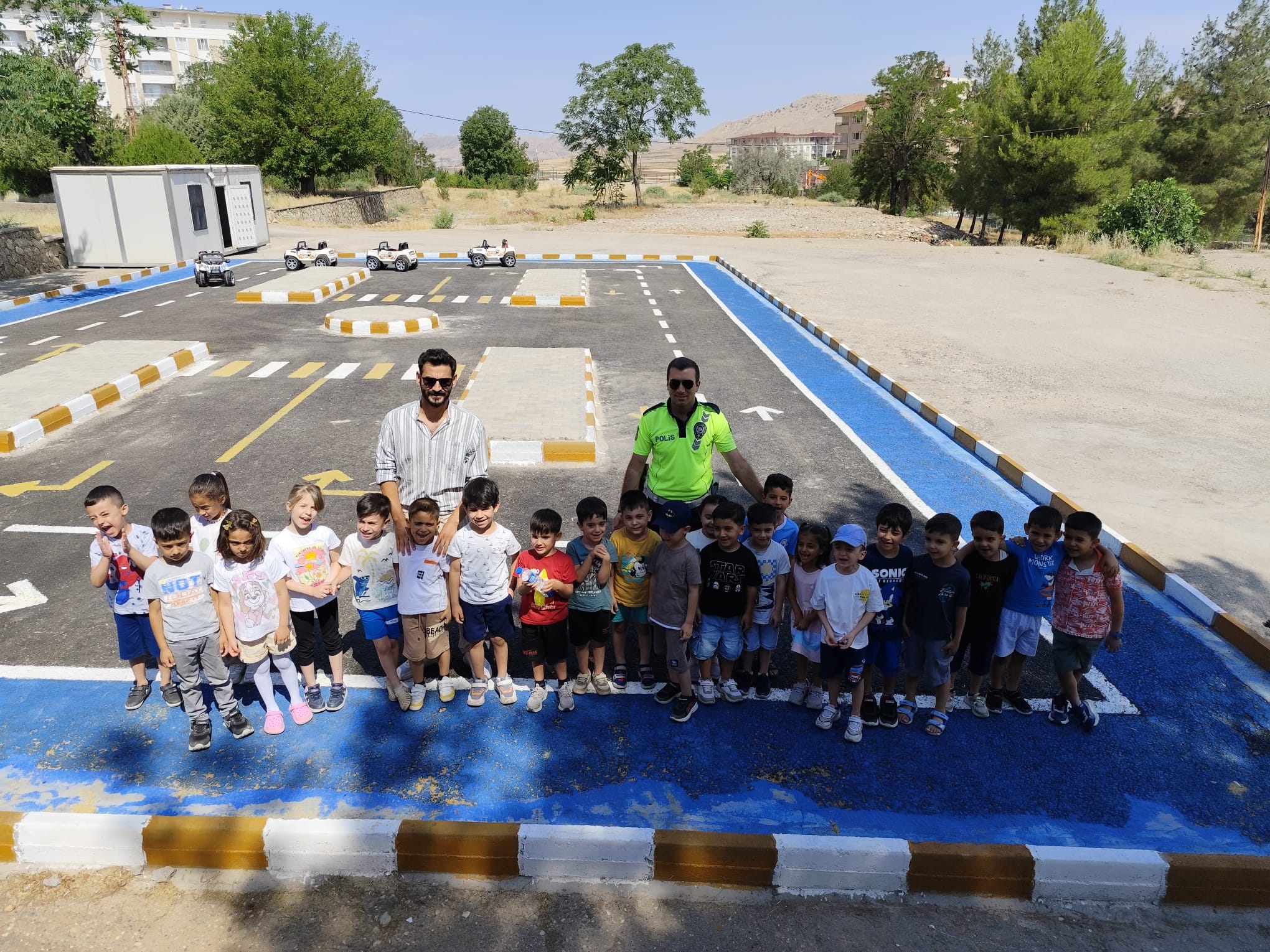 Miniklere Trafik Bilinci Eğitimi