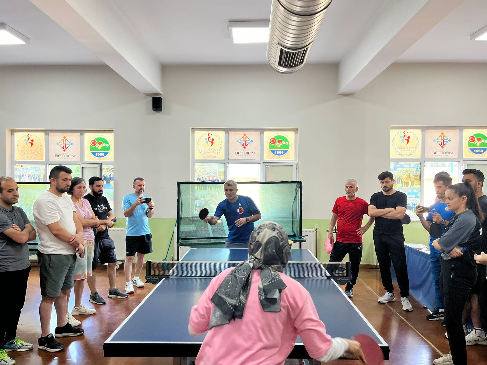 12 ilden 35 aday masa tenisi antrenörlüğü için eğitim aldı