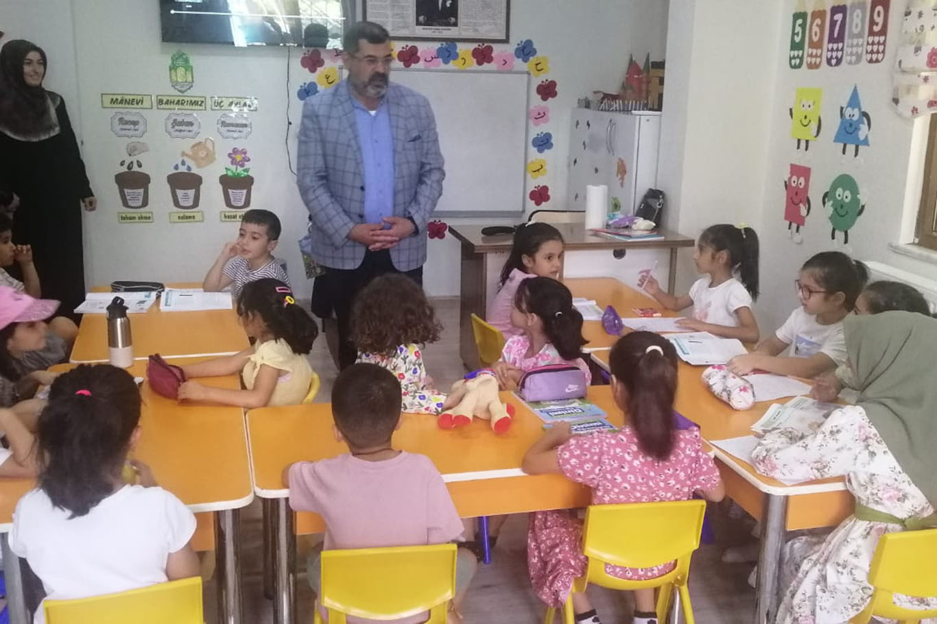 İl Müftüsü Durmuş, Yaz Kur’an Kurslarını Ziyaret Ediyor