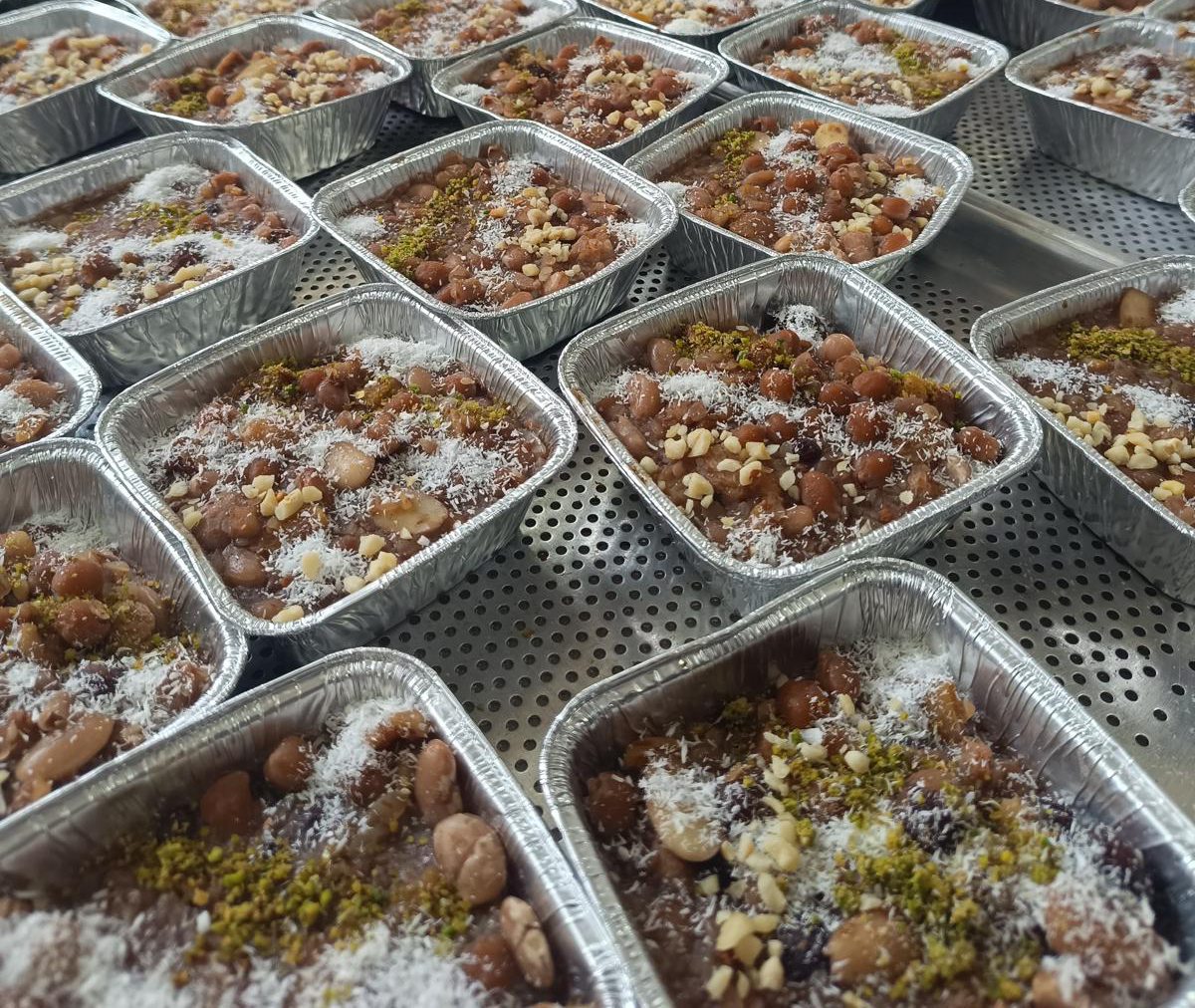 Kent Ormanı Açılışı Aşure İkramıyla Başladı