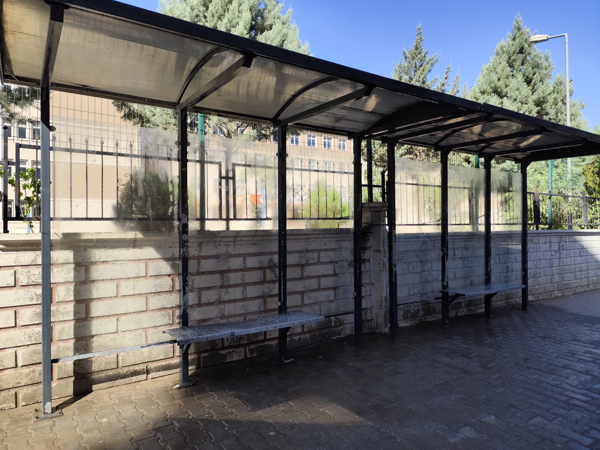 Otobüs Duraklarında Temizlik ve Hijyen Çalışması