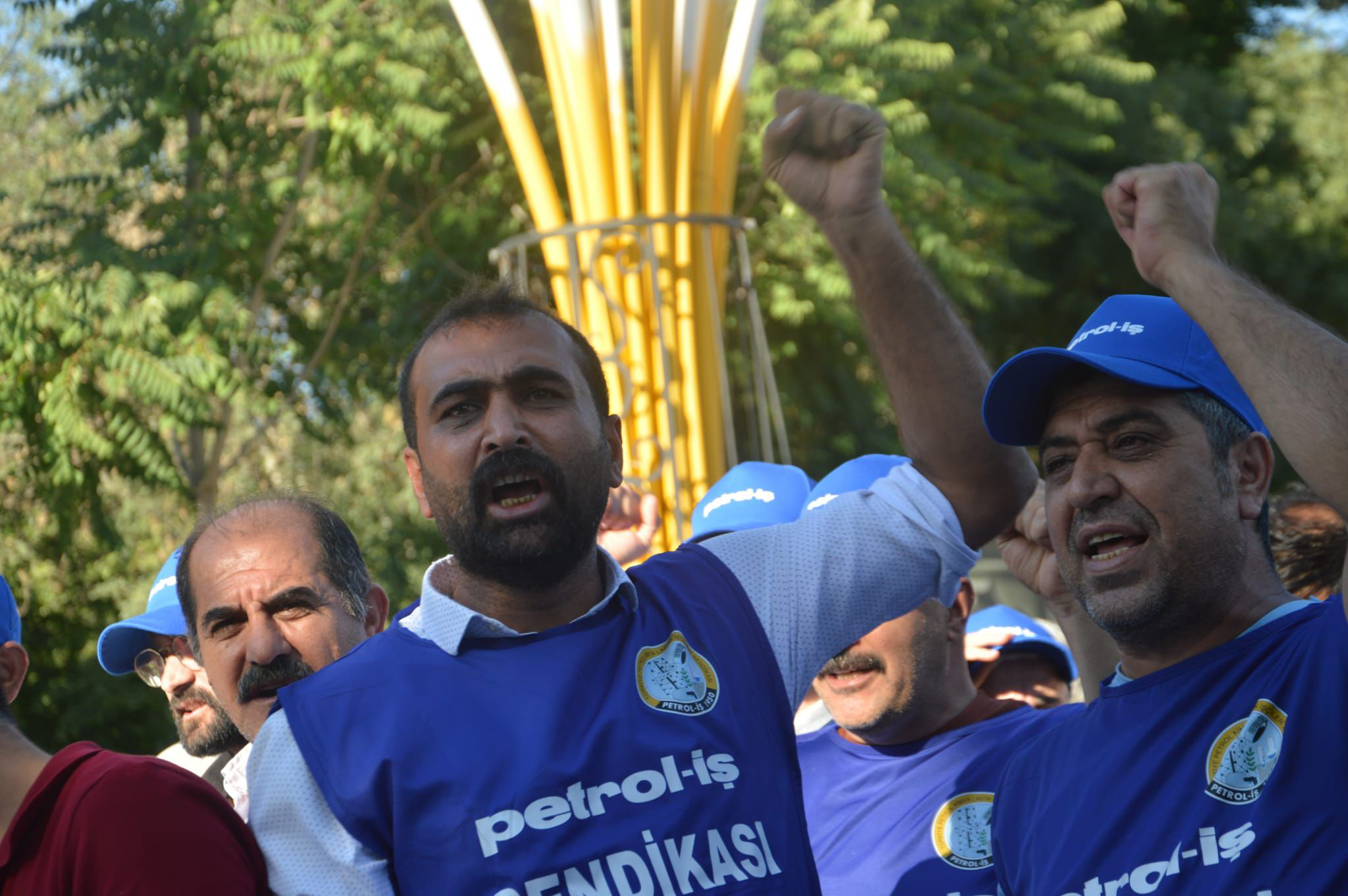 Petrol-İş: “Yoksulluğa ve Adaletsizliğe Artık Tahammül Yok”