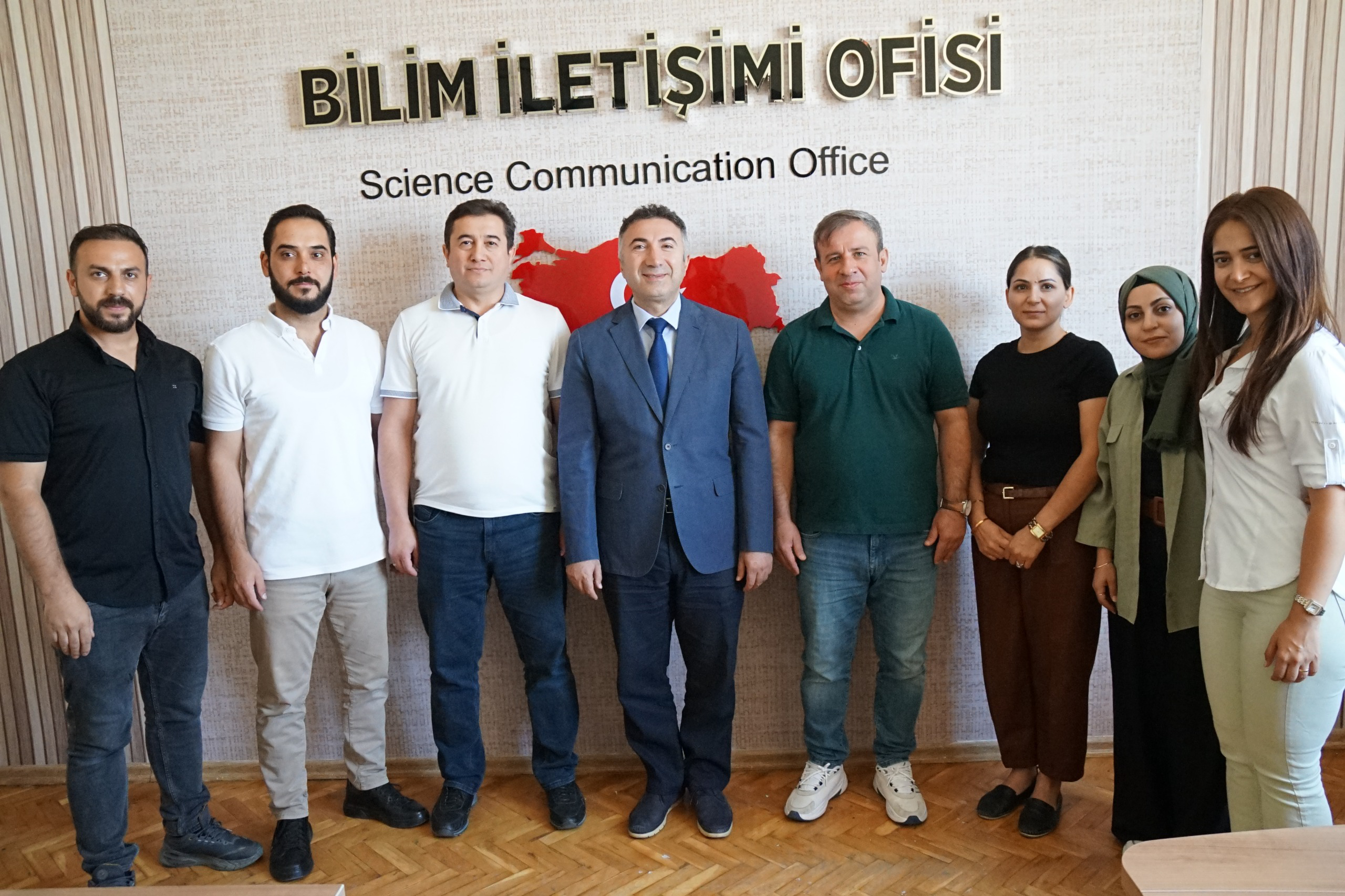 Rektör Demir’den Bilim İletişimi Ofisi’ne Destek Ziyareti