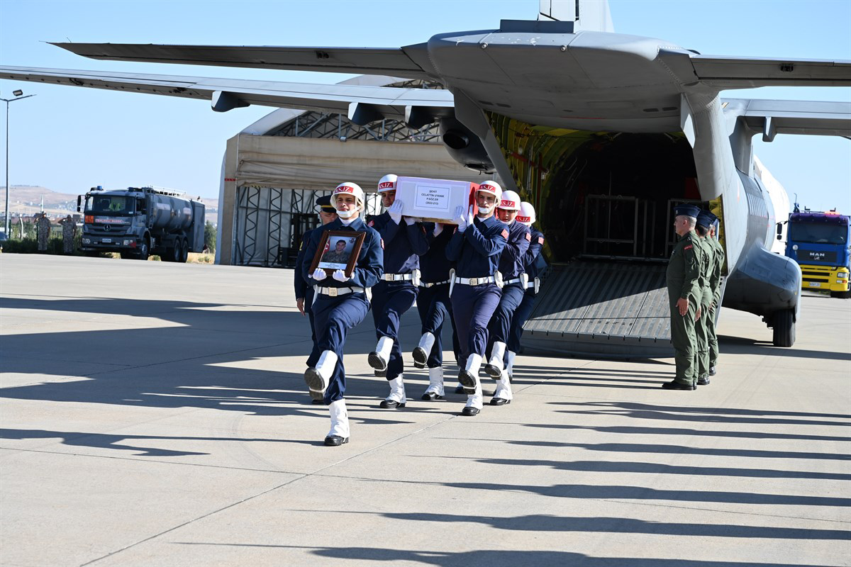 Şehitler Batman’dan Memleketlerine Uğurlandı