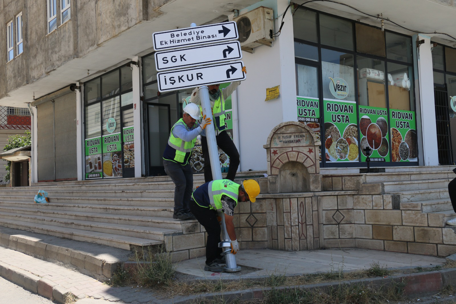 Ulaşımda Yön Levhaları Dönemi Başladı