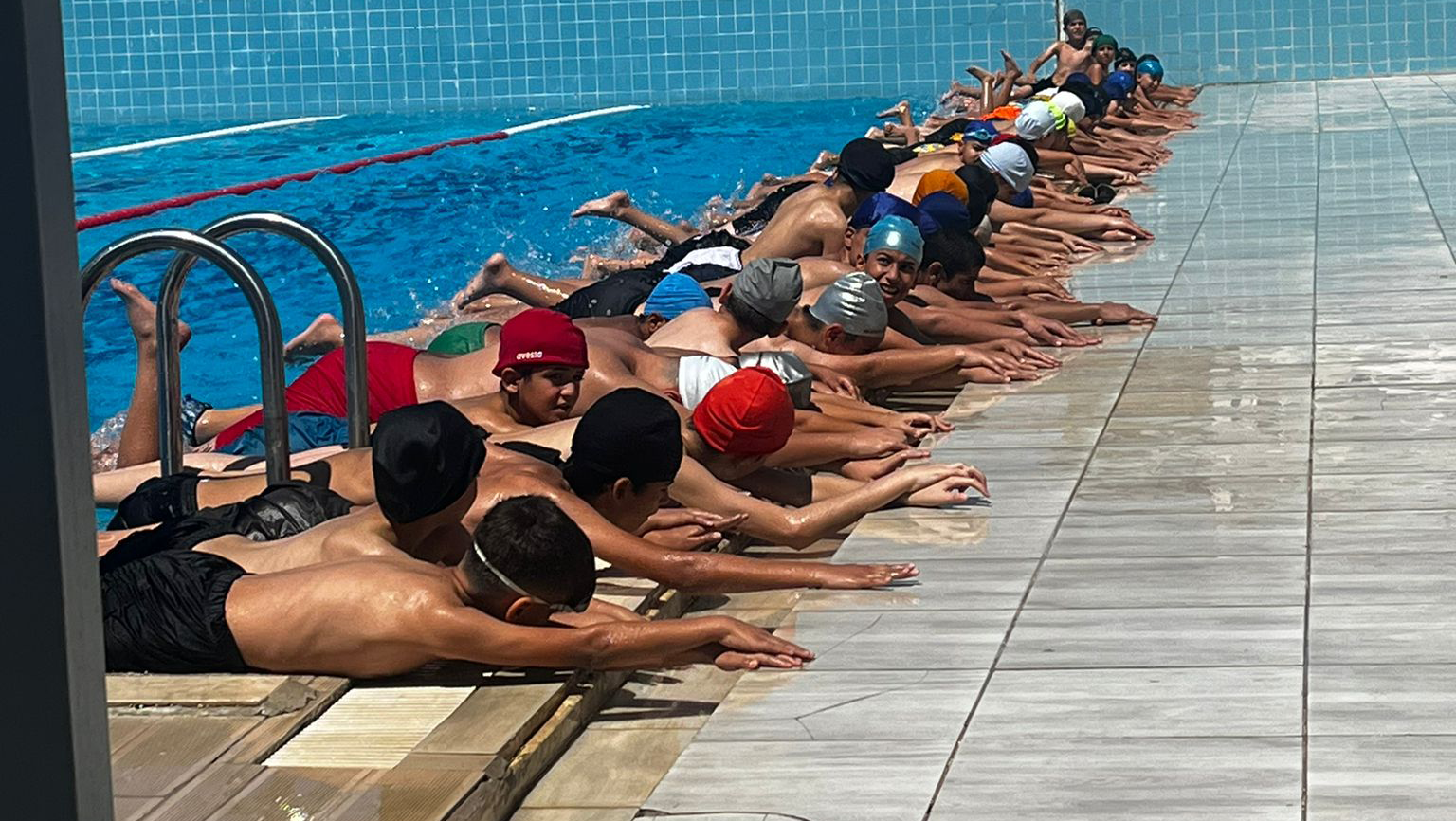 5 Bin Kişi Yüzme Öğrenmek İçin Kayıt Yaptırdı