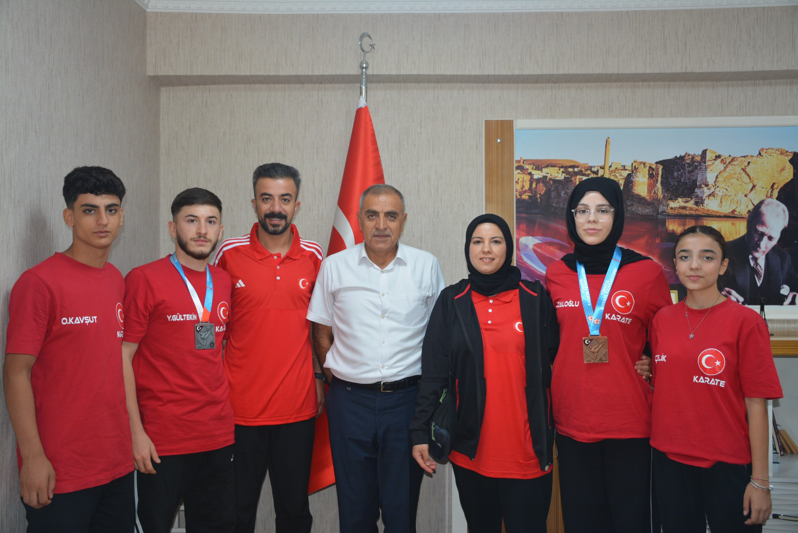 Türkiye Derecesi Alan Karatecilere Ödül