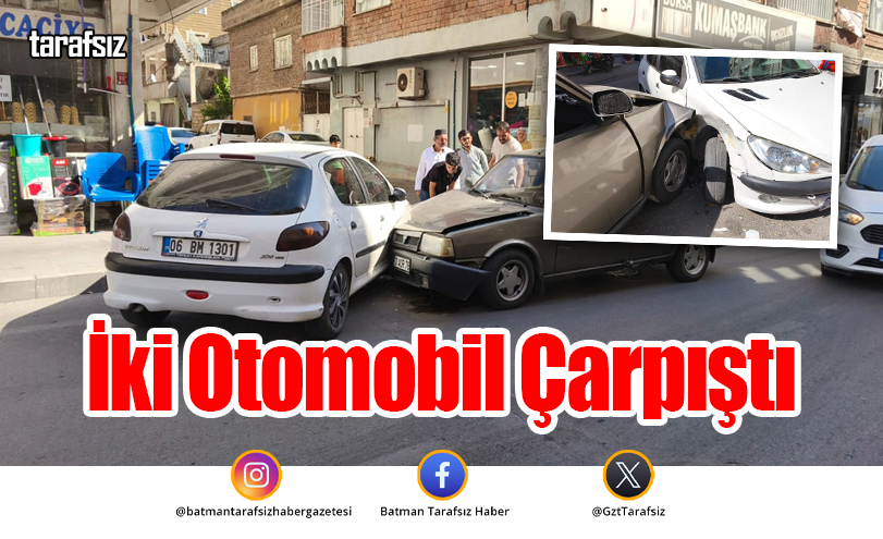 İki Otomobil Çarpıştı