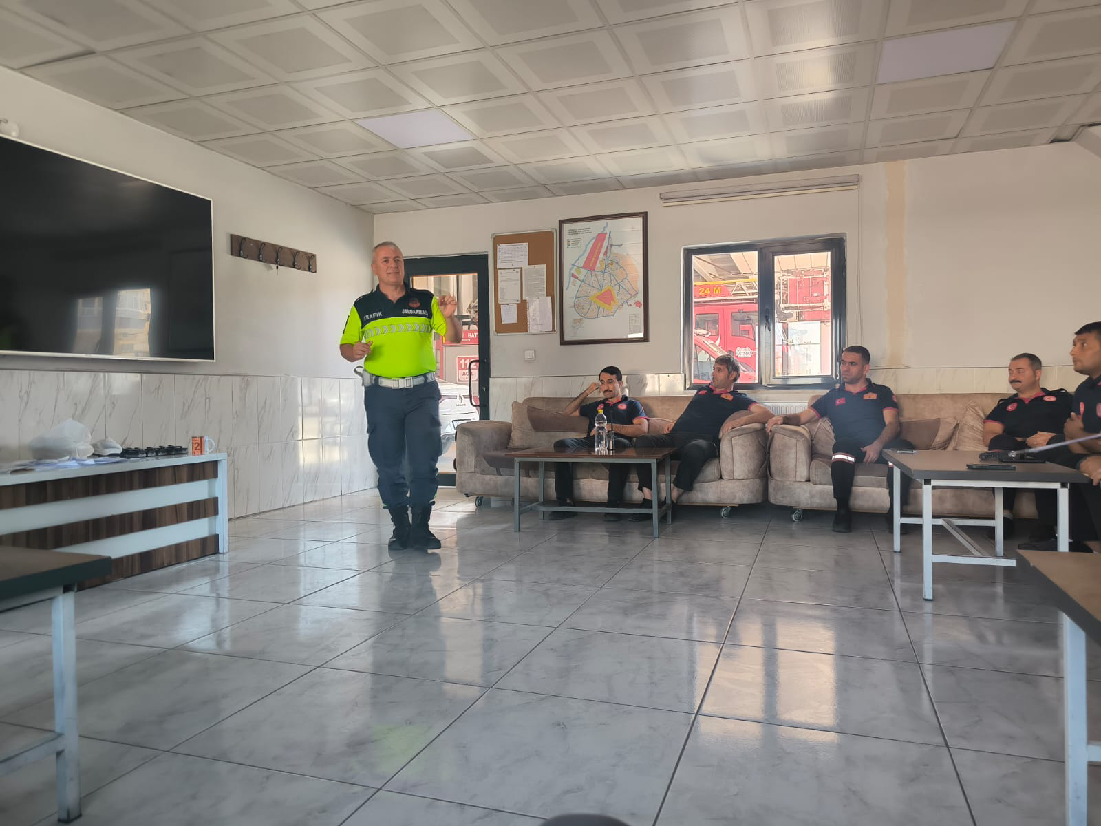 İtfaiye Personeline Trafik Bilinci Eğitimi