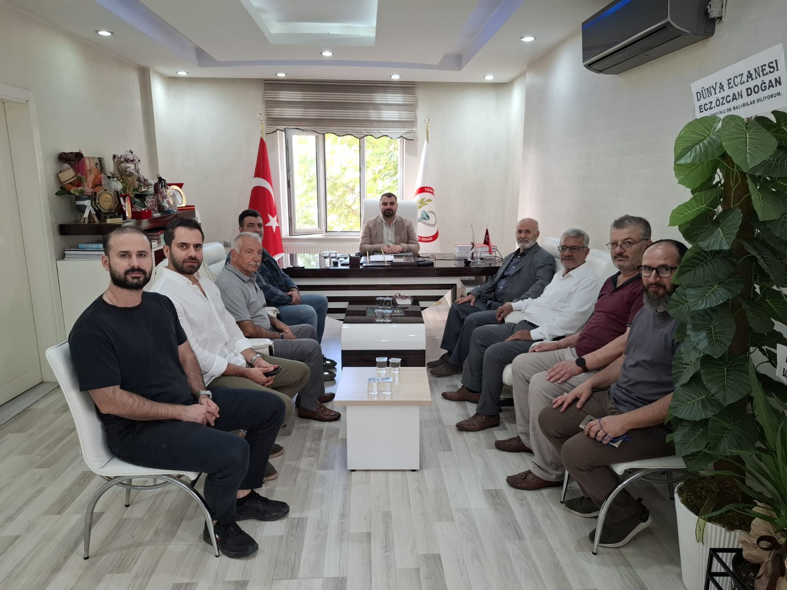 Saadet Partisi, eczacıların sorunlarını dinledi