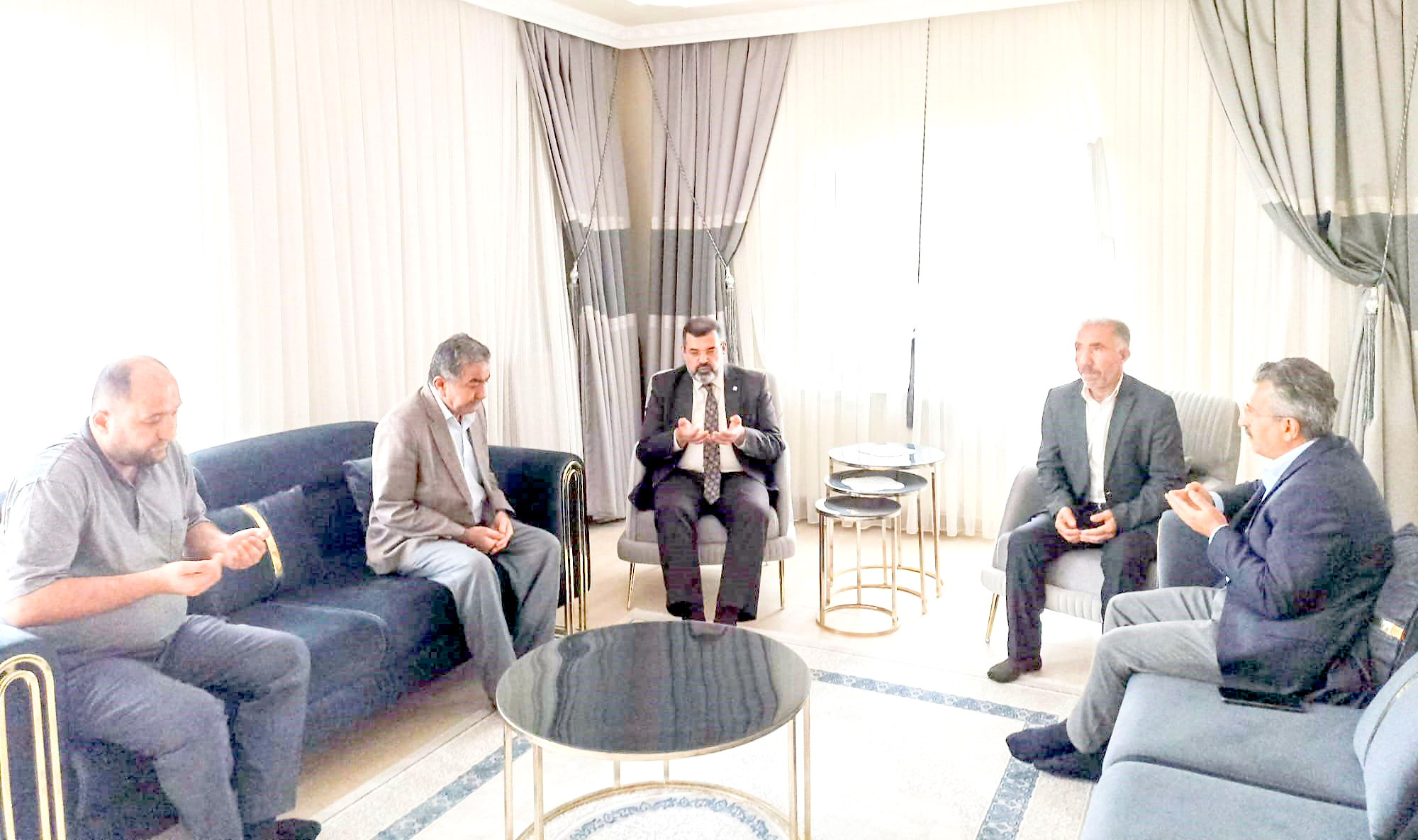 Batman Müftülüğünden Şehit Ailelerine Anlamlı Ziyaret