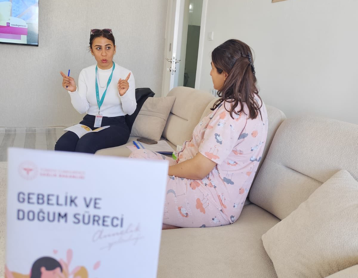 Gebe Okulu Ekibinden Anne Adaylarına Ev Ziyareti Desteği