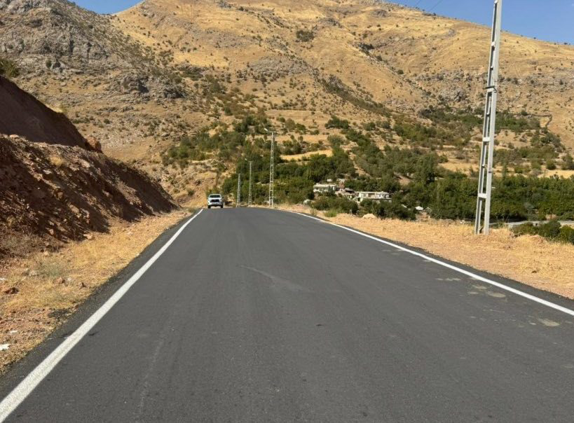 Kozluk’ta Köylerin Altyapısı Güçlendiriliyor