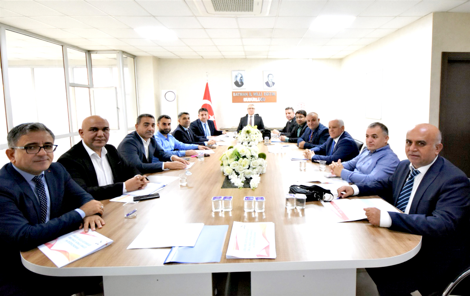 Ortaokullarda LGS Başarı Analiz Toplantıları Yapılıyor