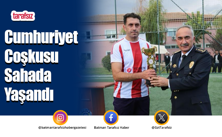 Cumhuriyet Coşkusu Sahada Yaşandı