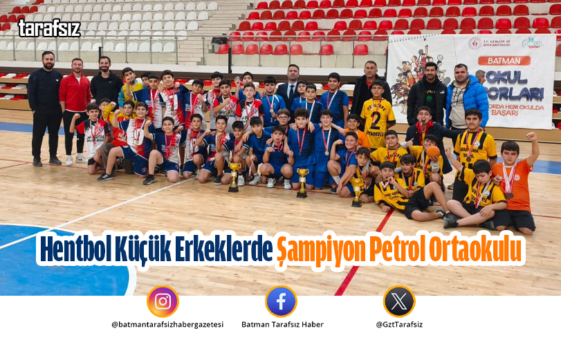 Hentbol Küçük Erkeklerde Şampiyon Petrol Ortaokulu