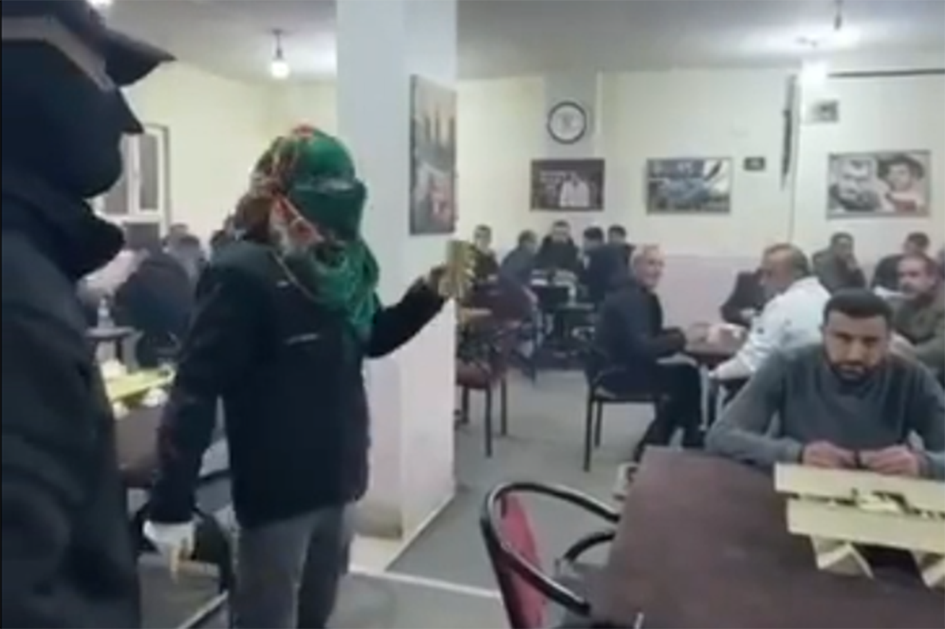 Batman Valiliği: “Kahvehanede Örgüt Propagandası: 1 Şahıs Yakalandı”