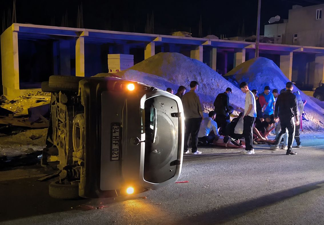 Batman’da Düğün Dönüşü Kaza: Aynı Aileden 6 Kişi Yaralandı