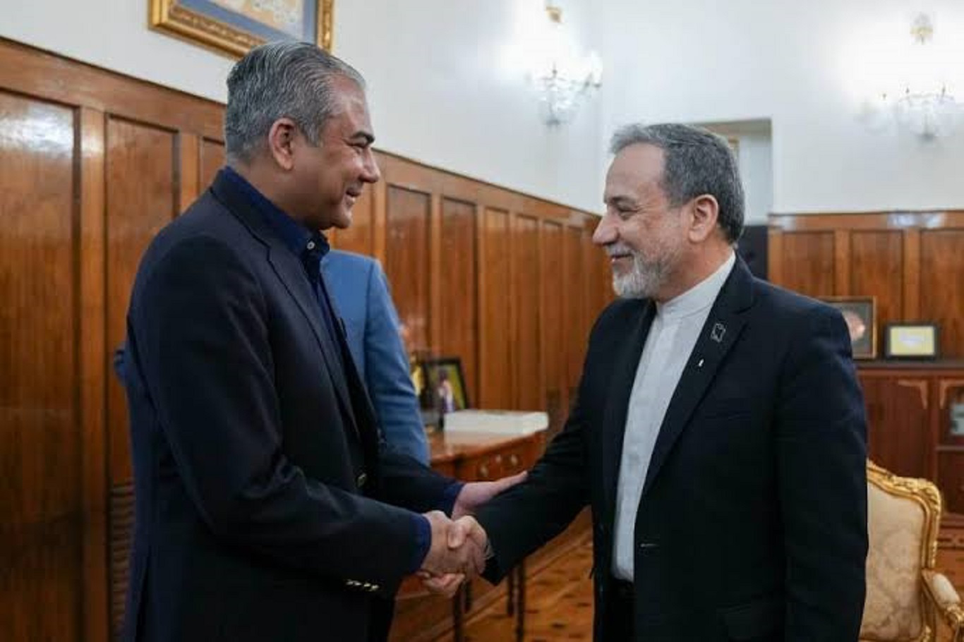 İran-ABD Hattında Arabulucu Devreye Girdi: Muhsin Nakvi’den Sürpriz Tahran Ziyareti