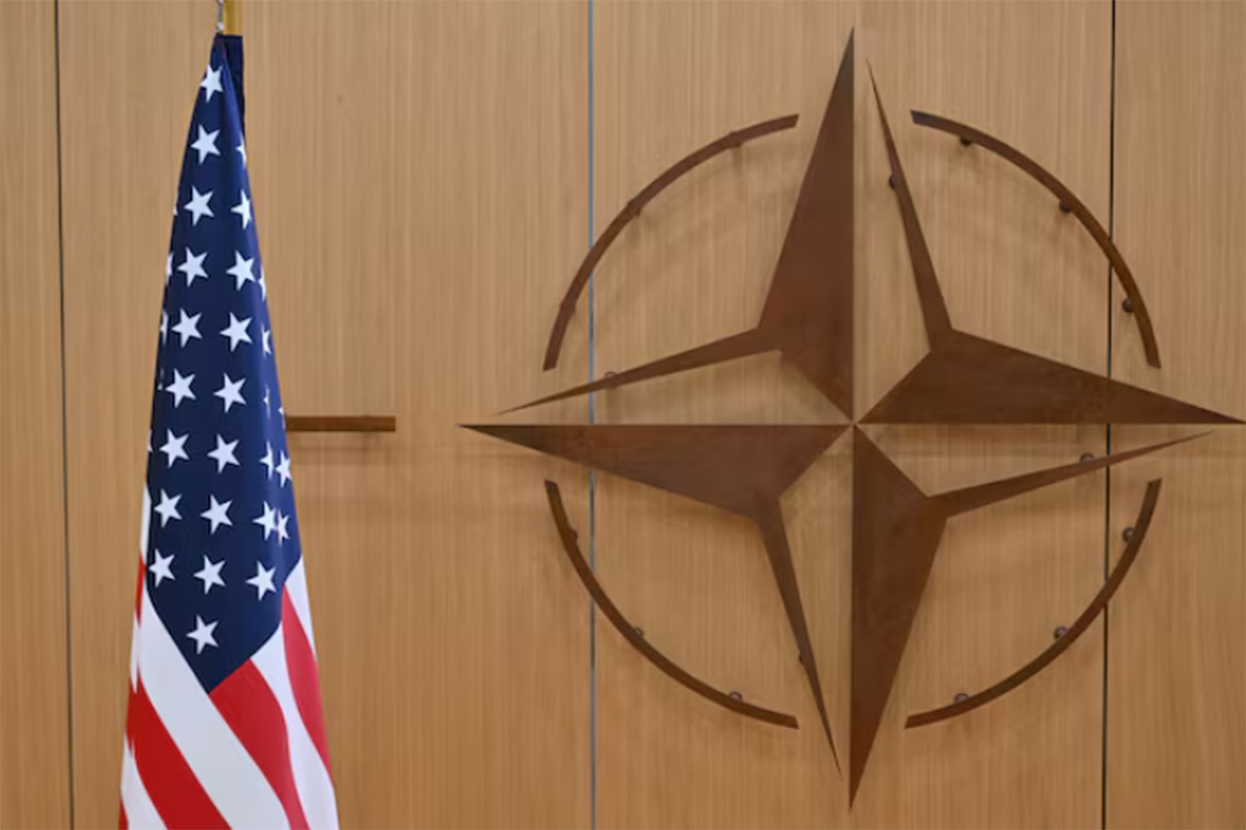 NATO’da Akis Uyandıran Karar! ABD, Avrupa’daki Savaş Uçaklarını ve Gemilerini Çekiyor