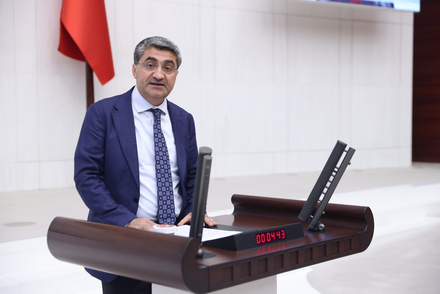“ÜRETİCİDE 20 TL, MARKETTE 120 TL, MUZ ÜRETİCİSİNİN KAZANCI ERİYOR!”