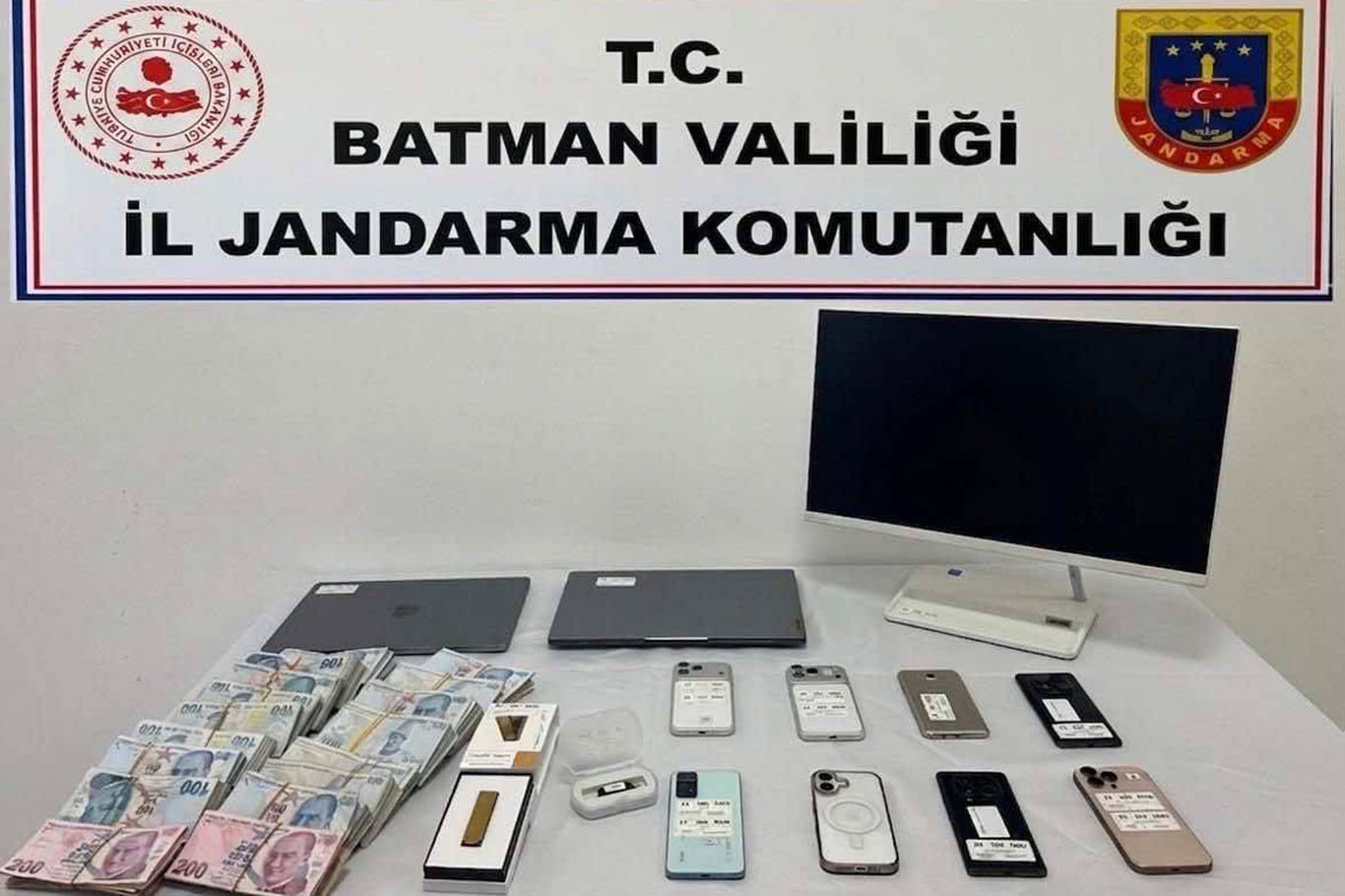 Üniversitelileri Ağlarına Düşürmüşlerdi: 125 Milyon TL’lik Bahis Çetesine Darbe!