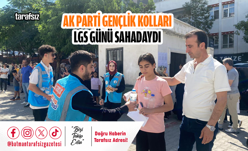 AK Parti Gençlik Kolları LGS Günü Sahadaydı